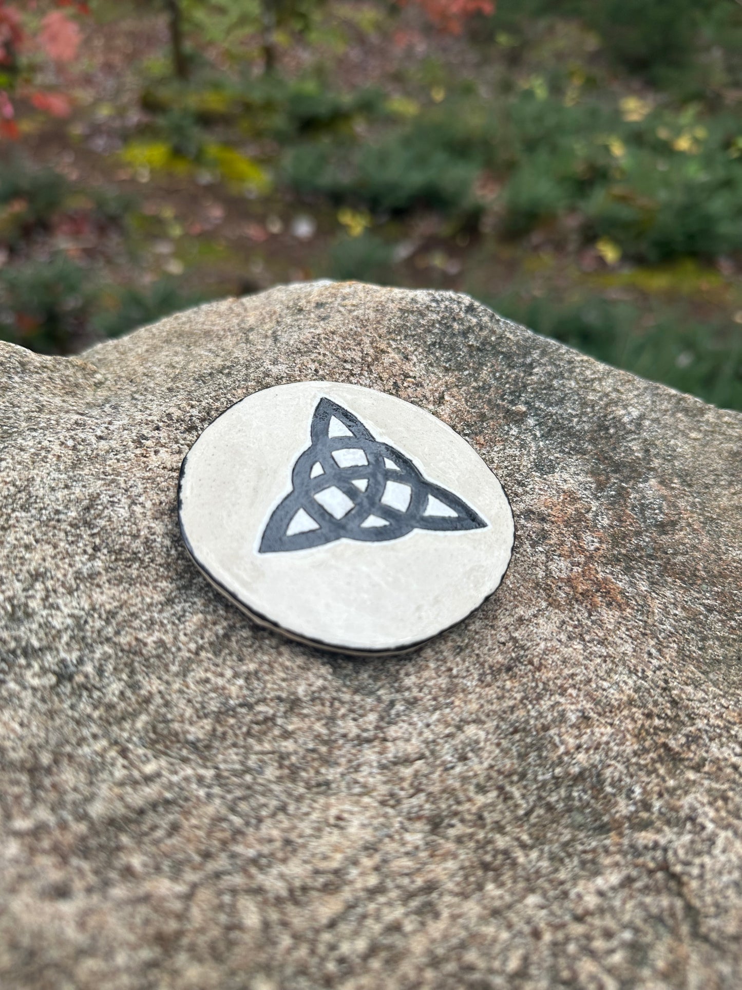 Encensoir en céramique - Triquetra (Noir & Blanc)