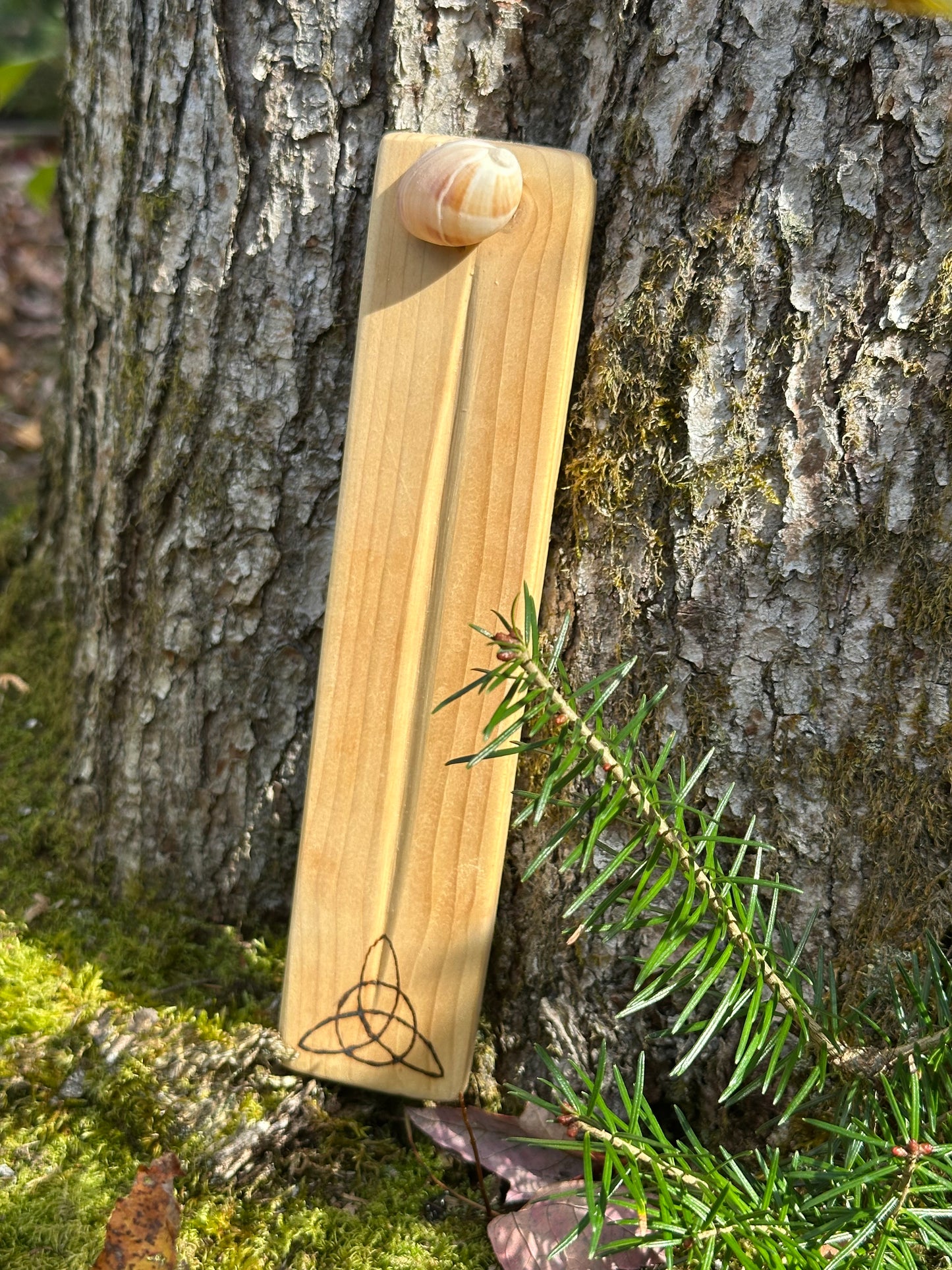 Encensoir en bois - Triquetra